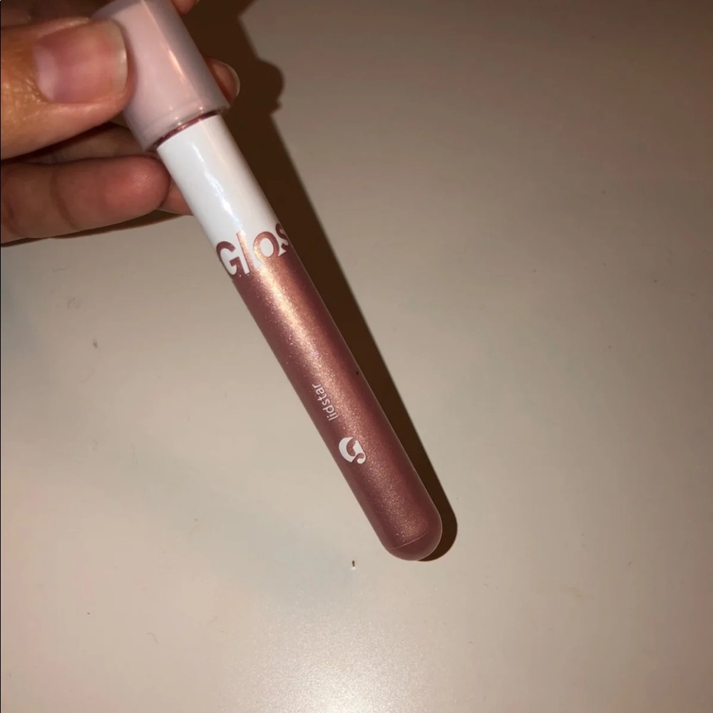 Glossier lidstar in slip